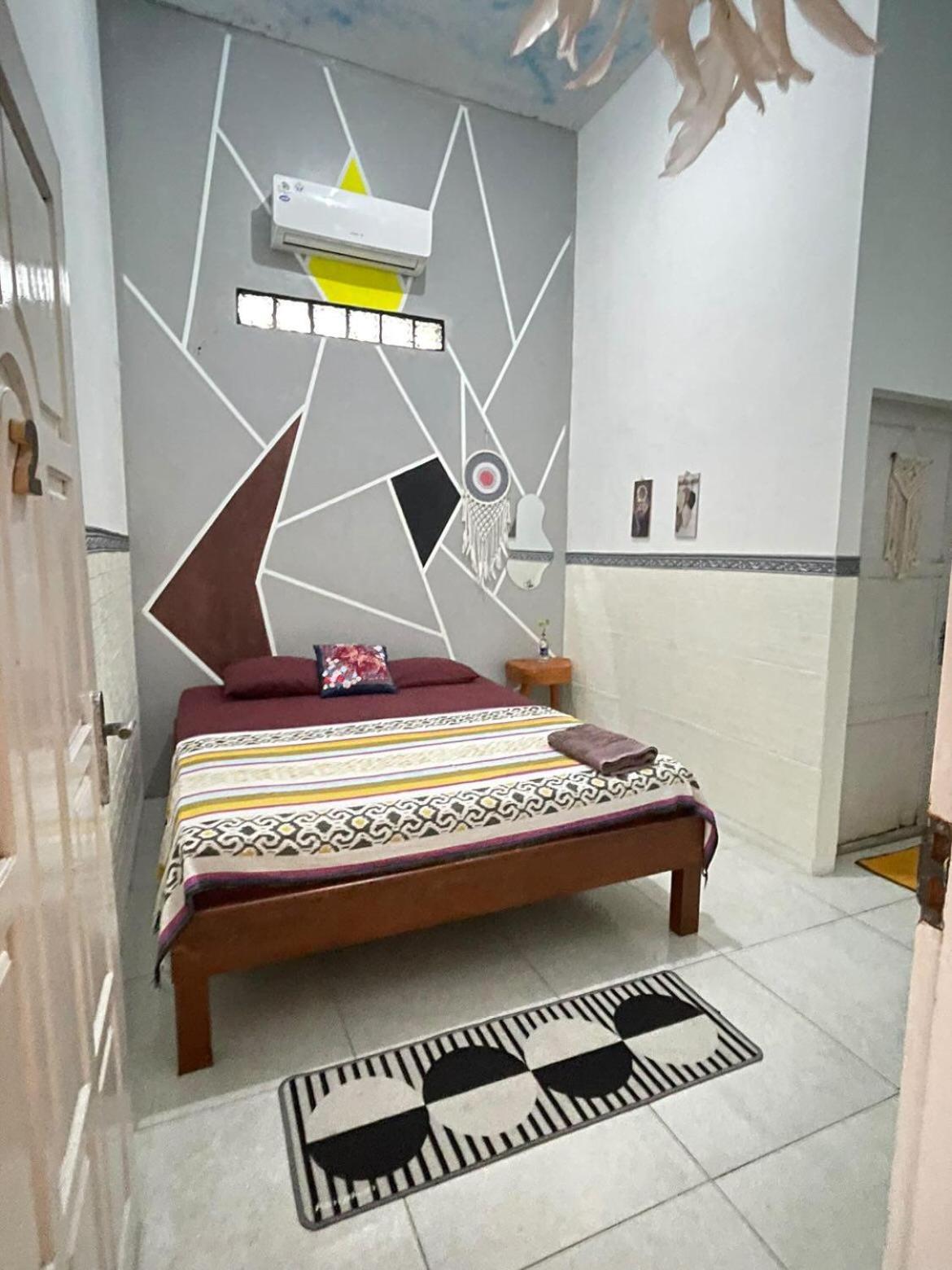 Loyal Friend Hostel Каримунджава Экстерьер фото