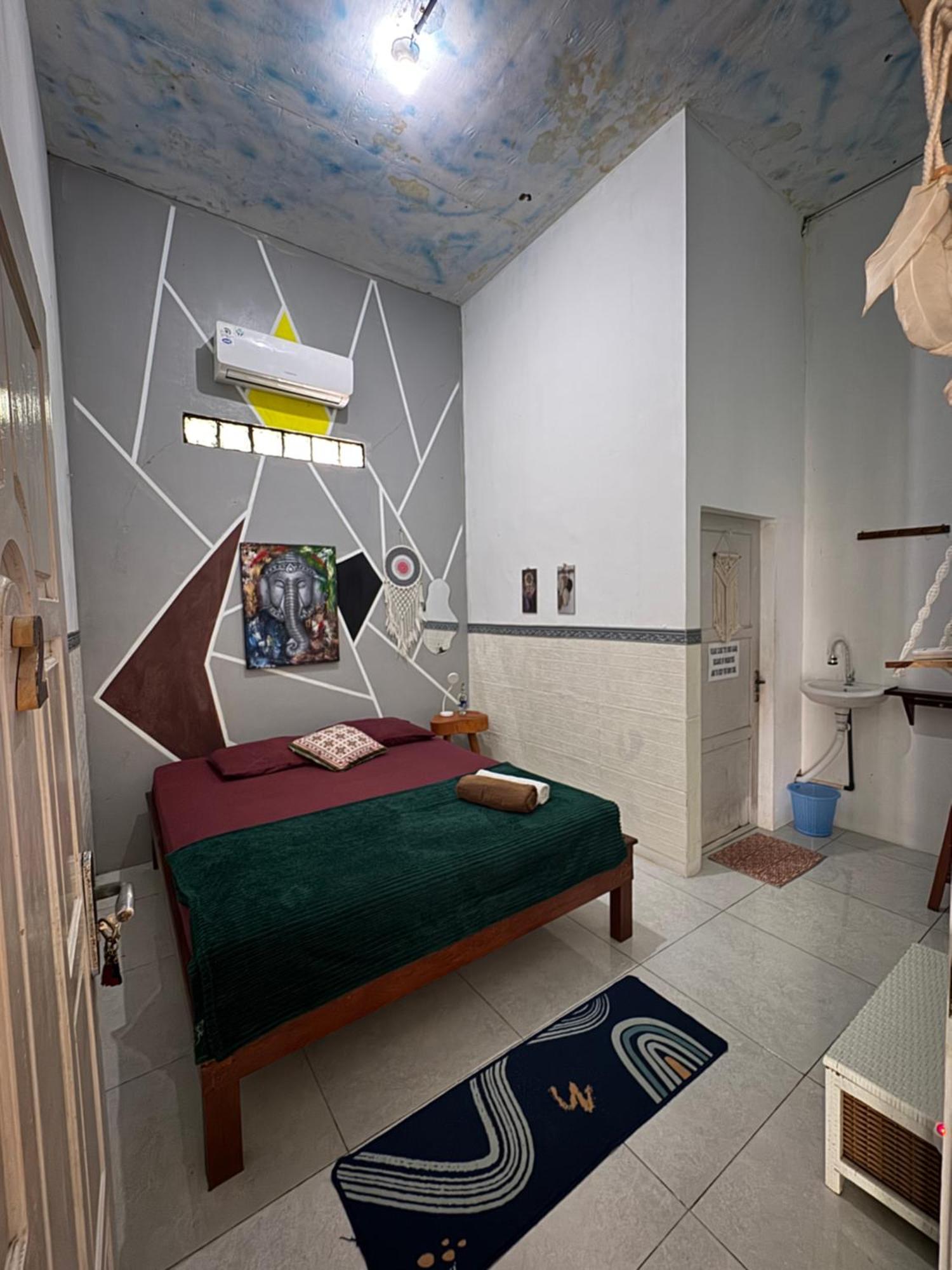 Loyal Friend Hostel Каримунджава Экстерьер фото