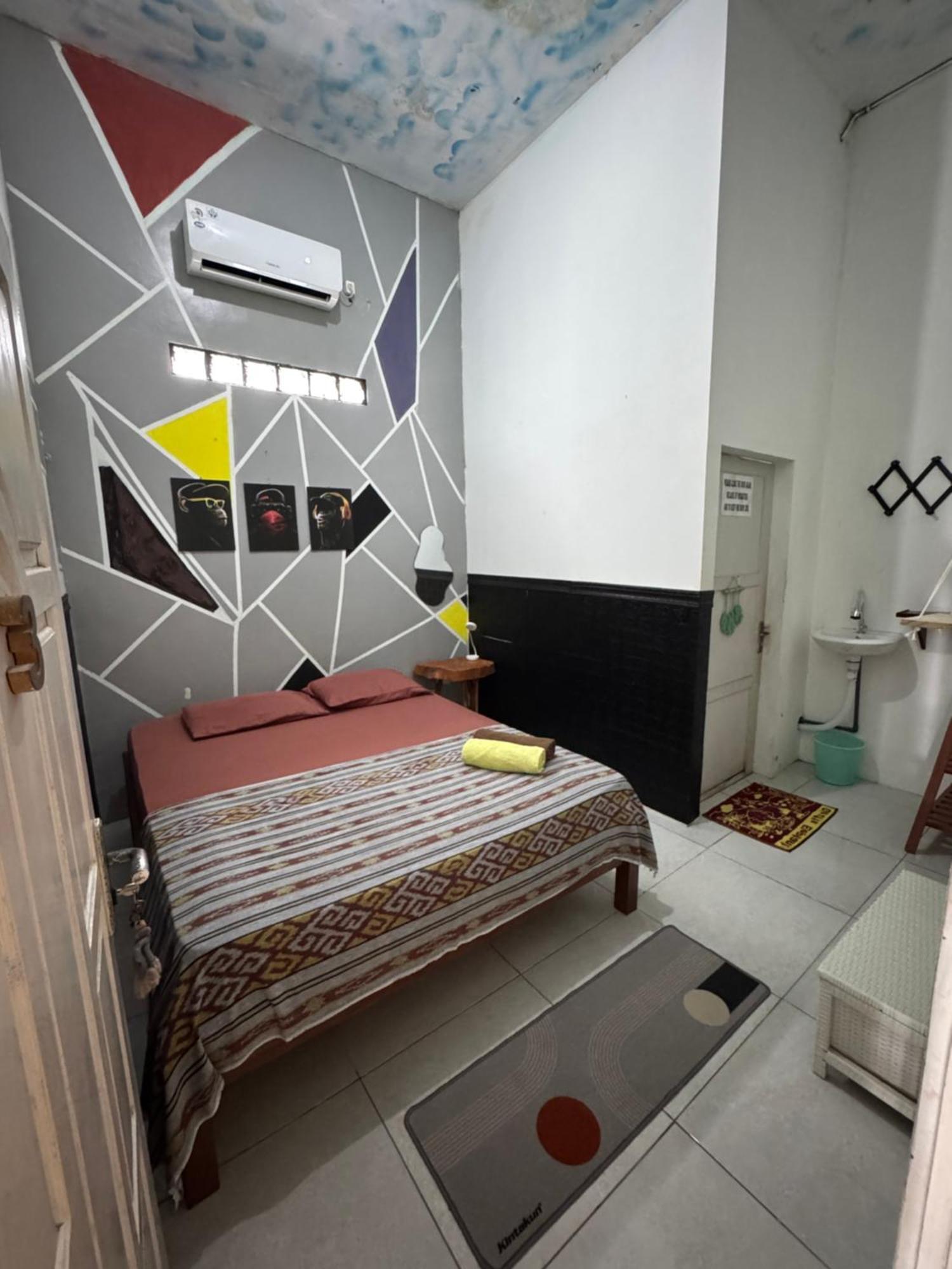 Loyal Friend Hostel Каримунджава Экстерьер фото
