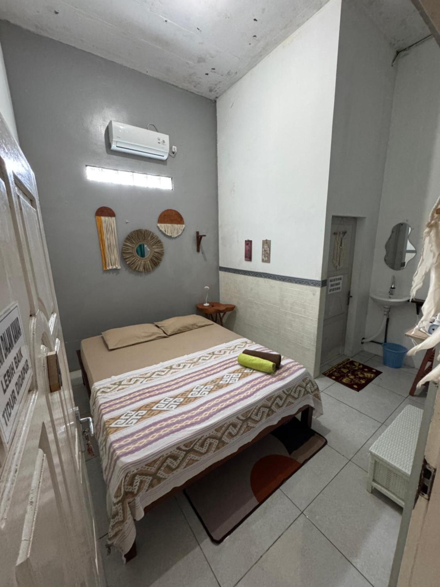 Loyal Friend Hostel Каримунджава Экстерьер фото