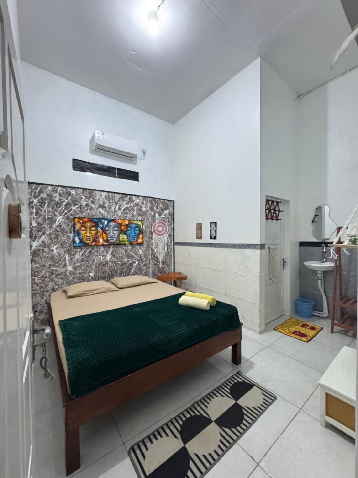 Loyal Friend Hostel Каримунджава Экстерьер фото
